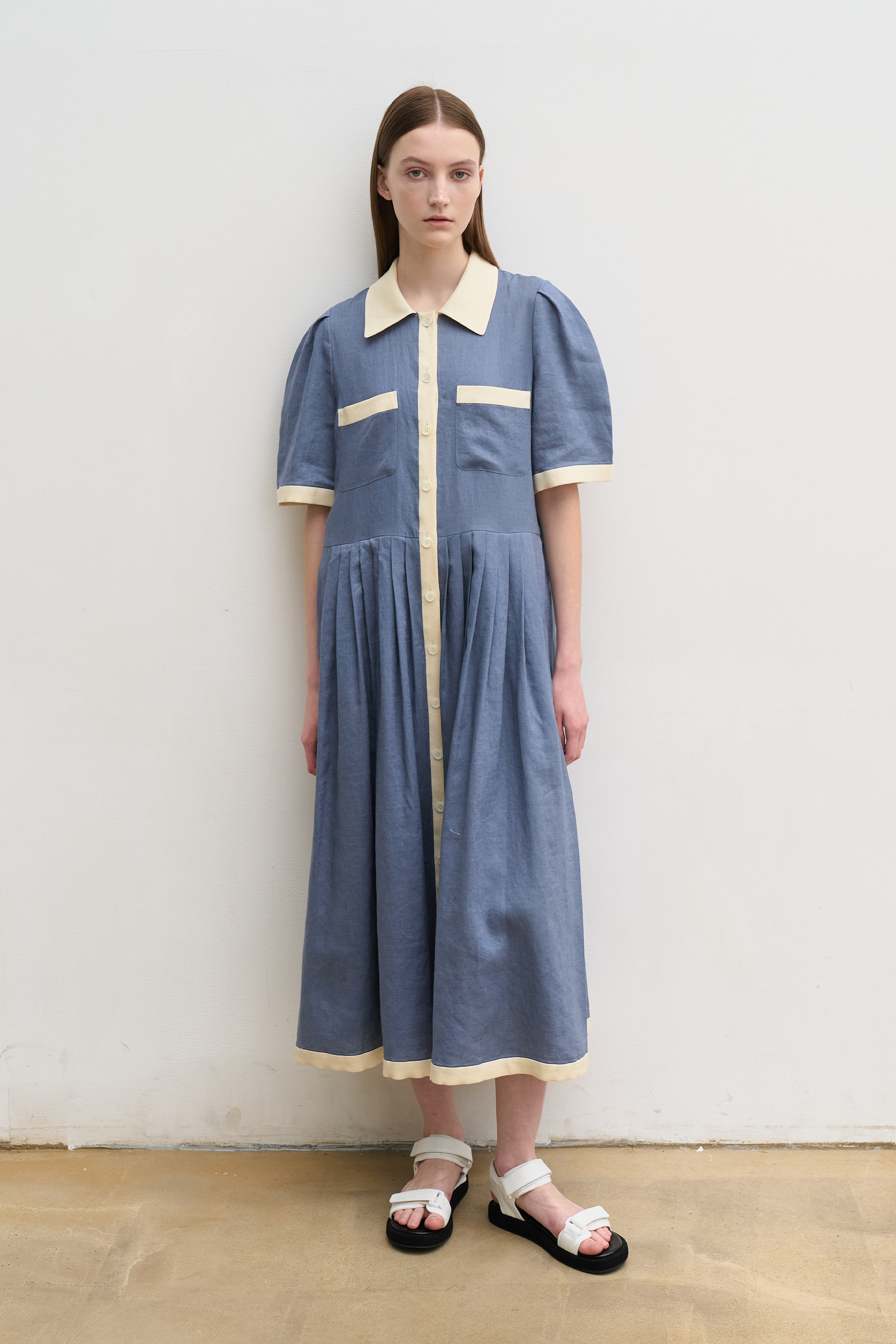 Linen pleated shirt dress (blue)