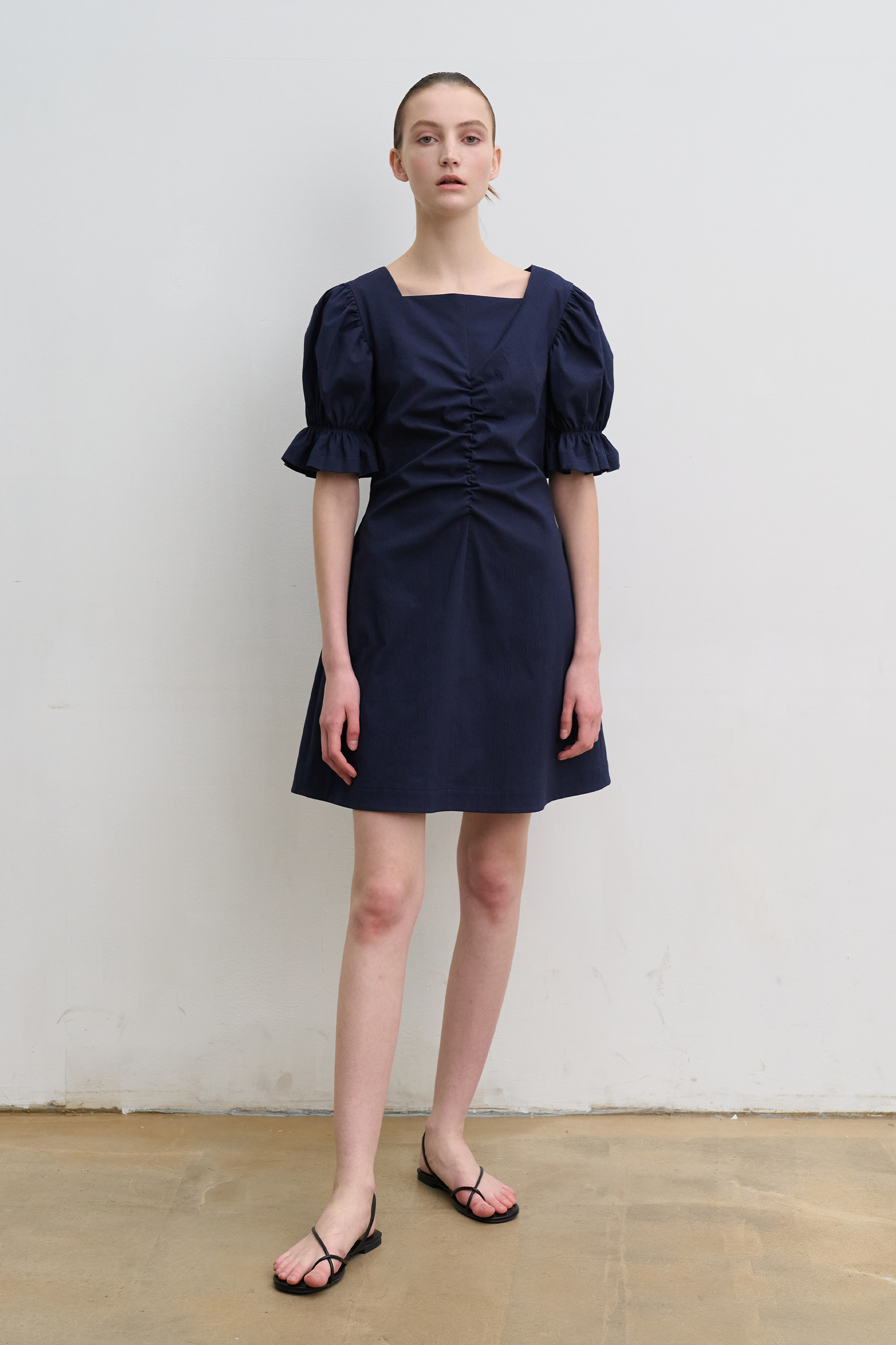 Cotton-seersucker mini dress (navy)
